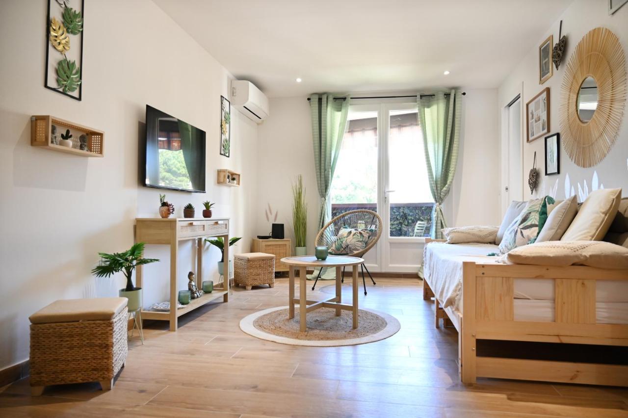 Appartement Design Frejus Luaran gambar